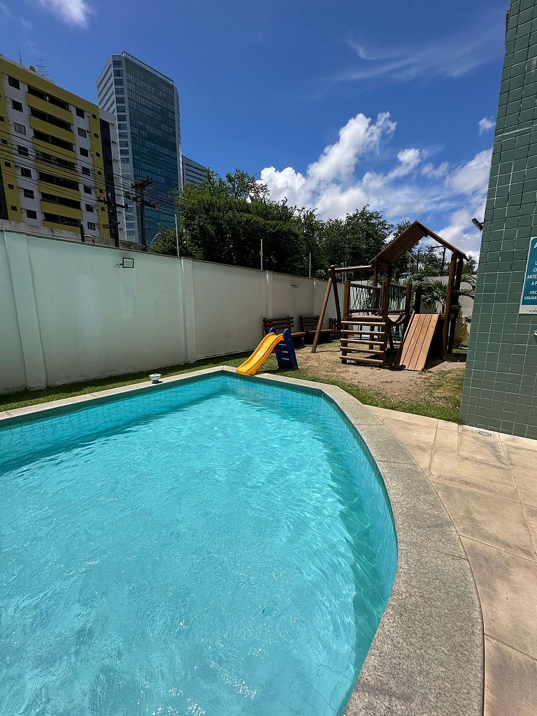 Apto 2 Quartos Pina com Piscina e Vista Recife