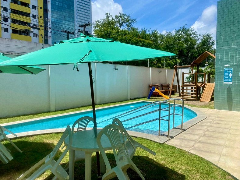 Apto 2 Quartos Pina com Piscina e Vista Recife