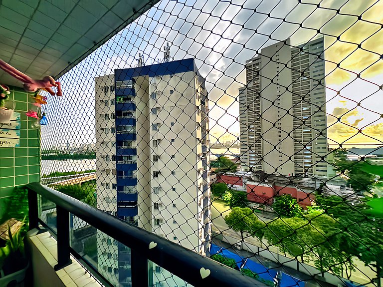 Apto 2 Quartos Pina com Piscina e Vista Recife